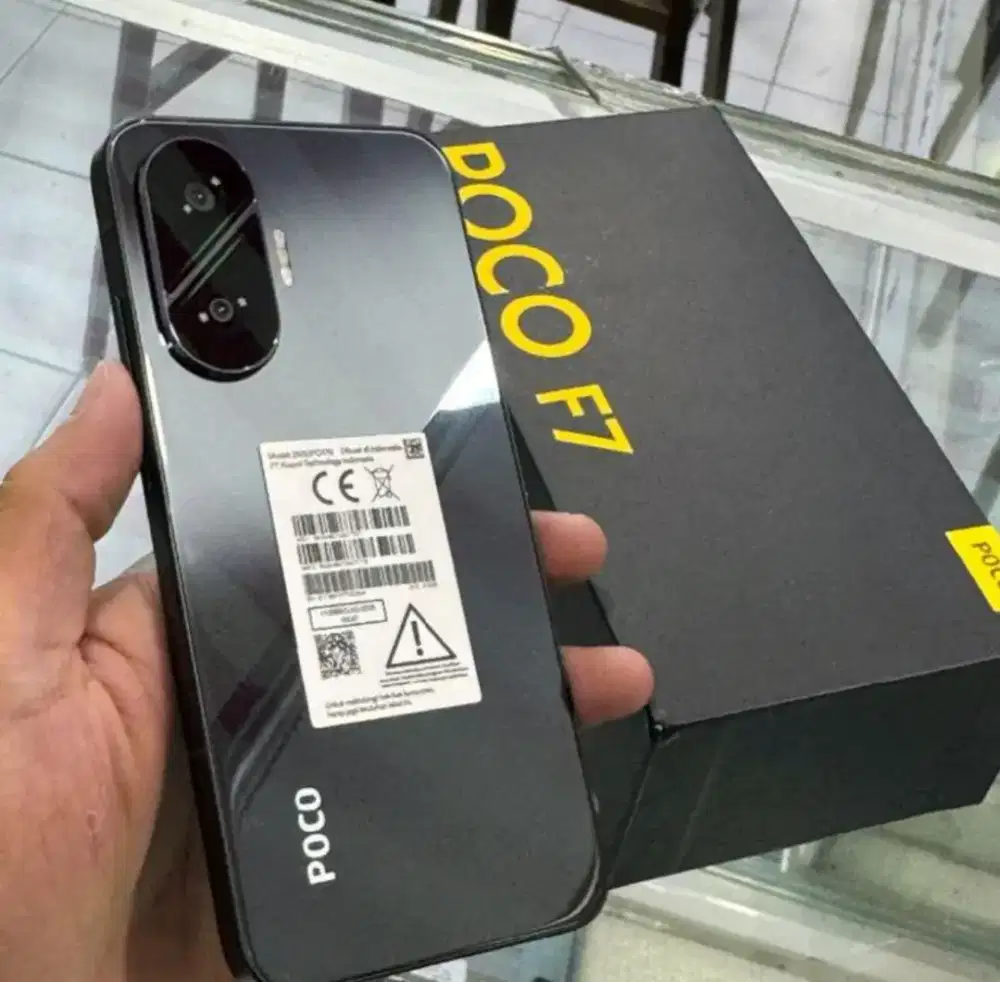 Poco F7 Ram 12Gb / 512Gb lengkap