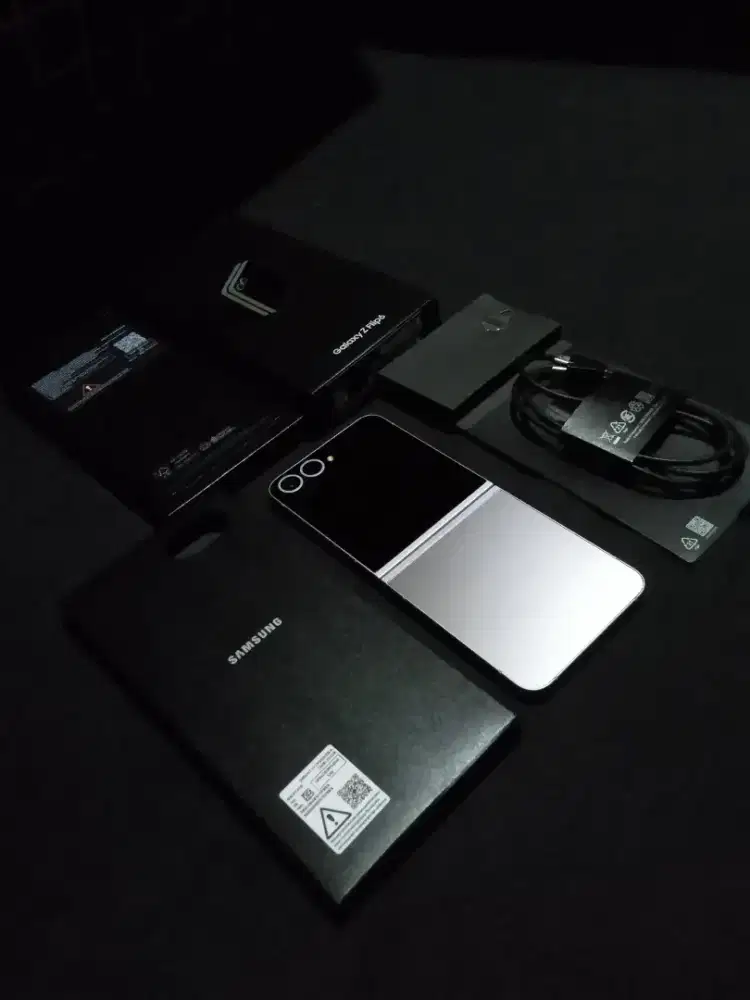 Samsung Z Flip 6 5G 12/512