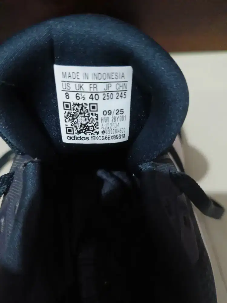 Dijual sepatu ADIDAS RUNNING GALAXY 7