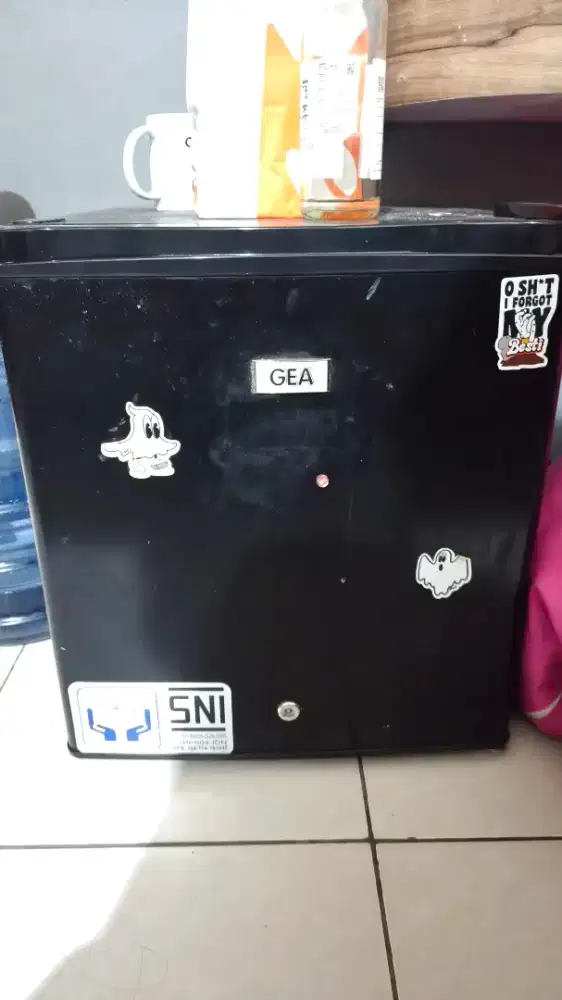 Kulkas mini Gea RS 06