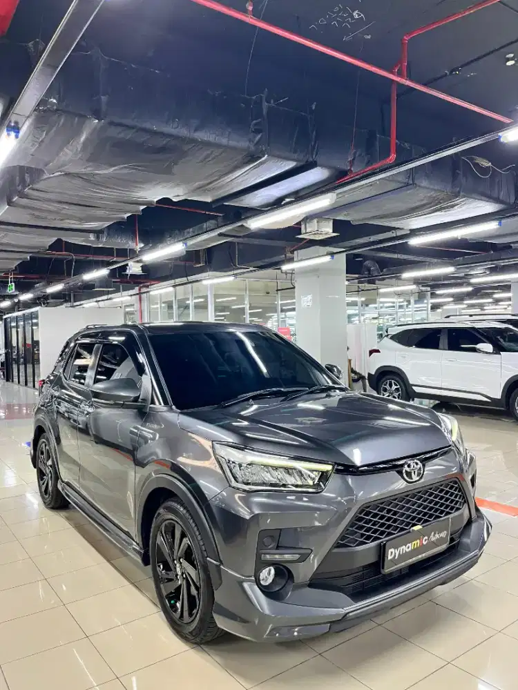 Km 32Rb Record Toyota Raize GR Sport Tahun 2021 Grey On Black
