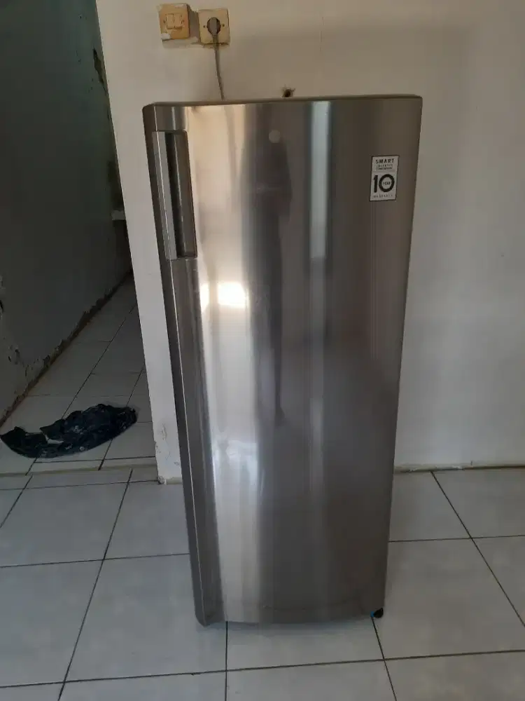 Jual merek LG Kulkas freezer