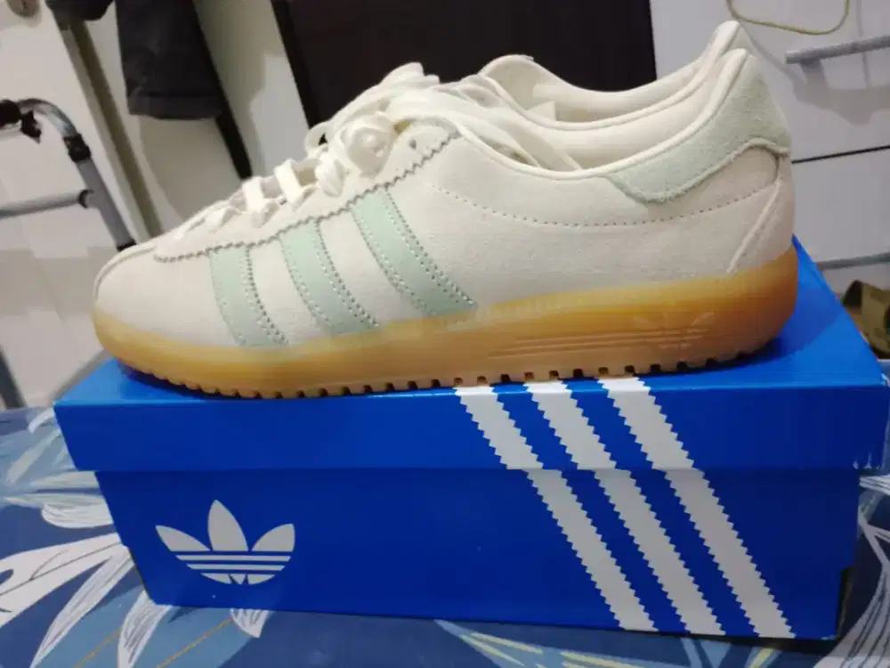 Sepatu Adidas BRMD W