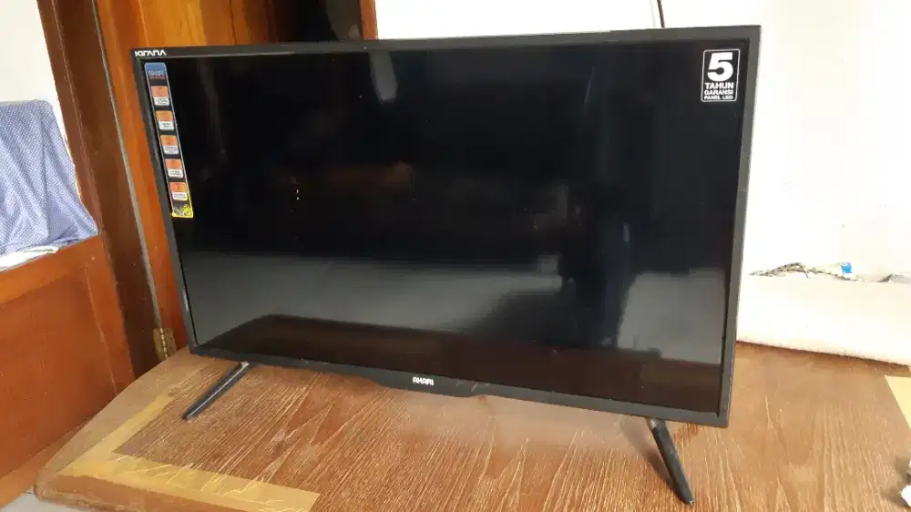 Tv Led 32 Akari Kirana & remot aja, analog. Dijual tanpa stb, timer