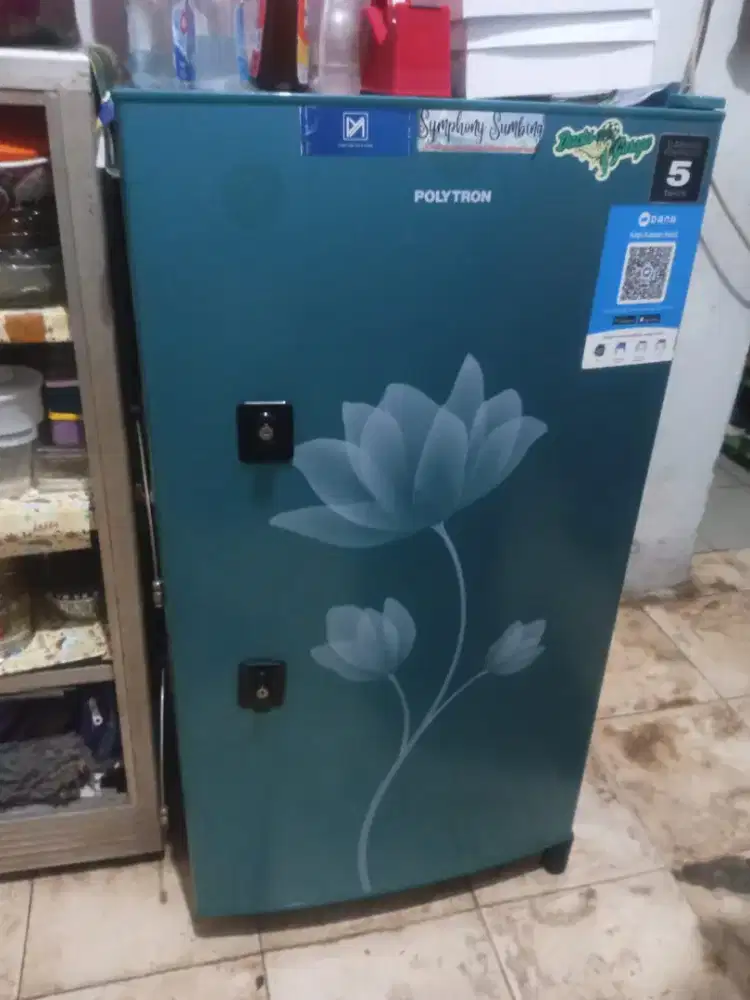 kulkas 1 pintu merk polytron