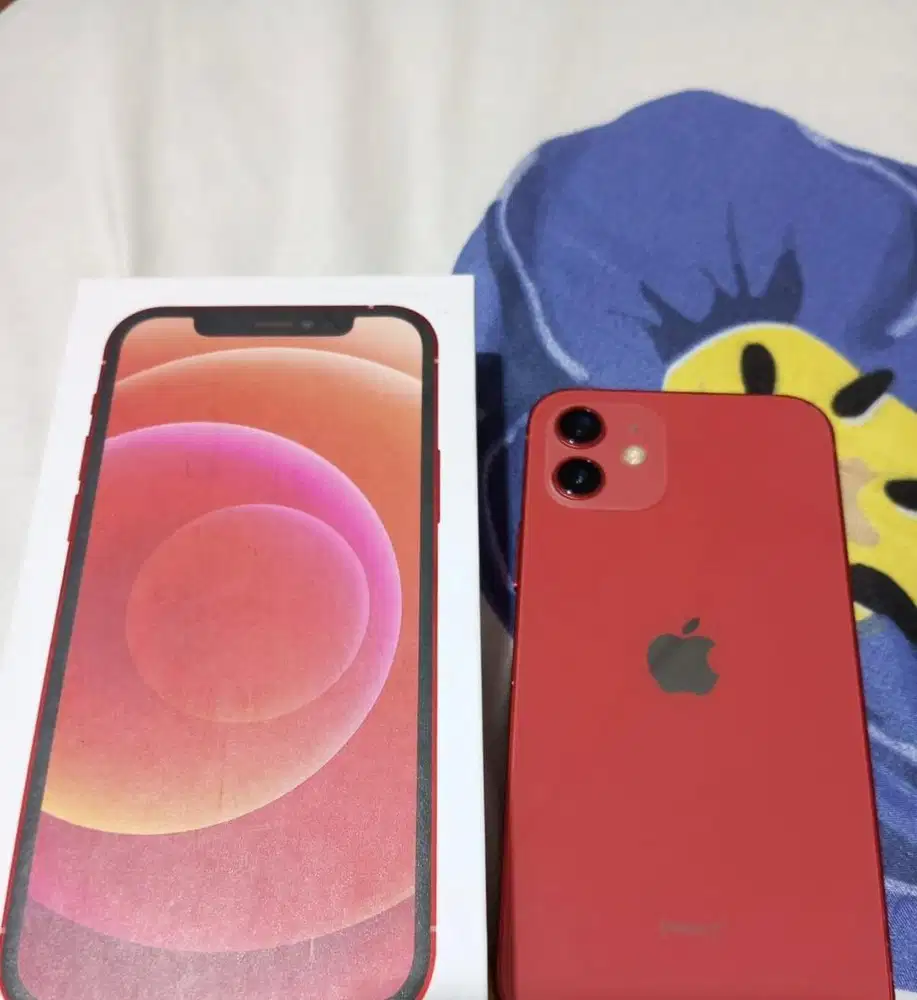 Di jual Hp Iphone 12 128 warna RED