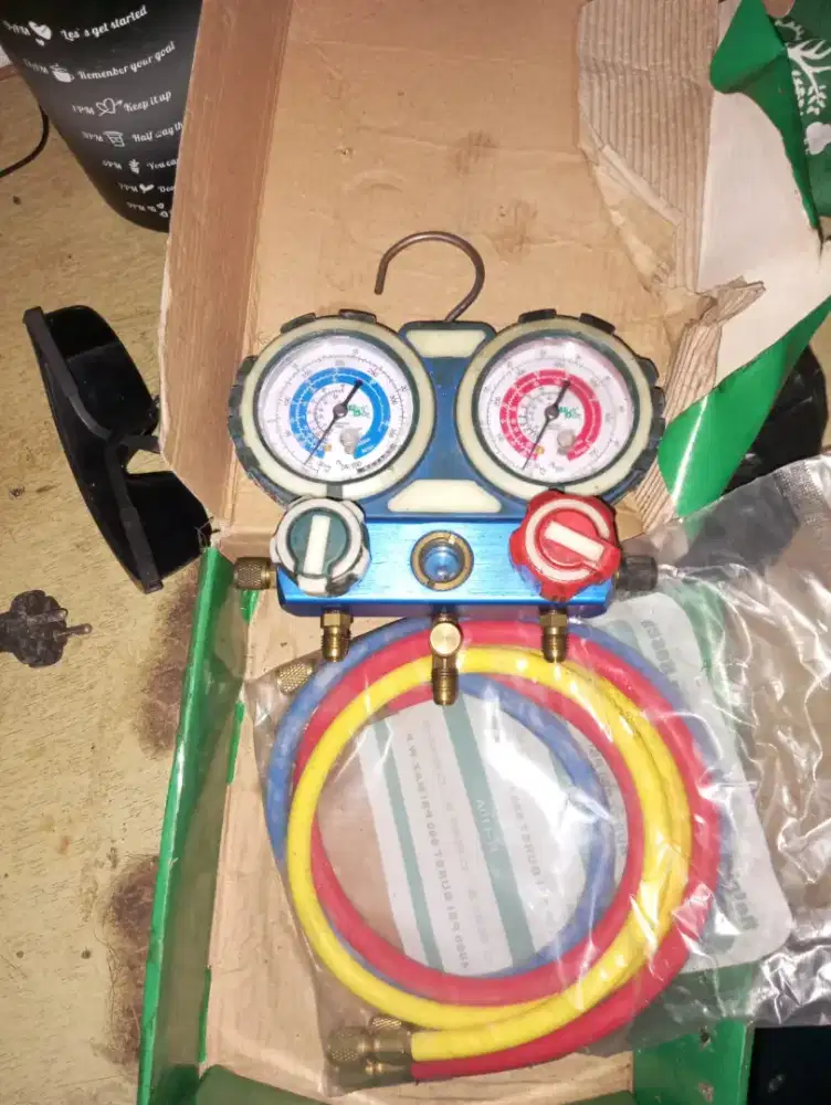 SERVIS AC/KULKAS/MESIN CUCI/SHOWCASE/FREZEERBOX/MICROWAVE