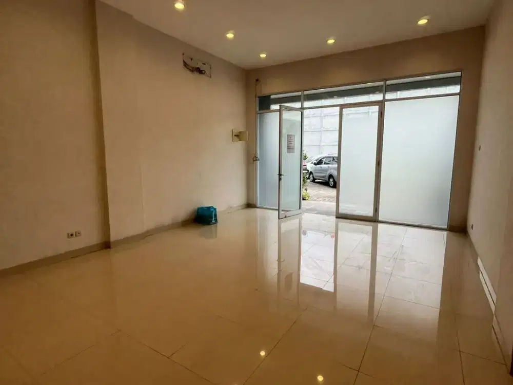 Dijual ruko 4,5lt SIAP PAKAI  PIK elang laut  uk 5x15m lokasi aman dan tenang