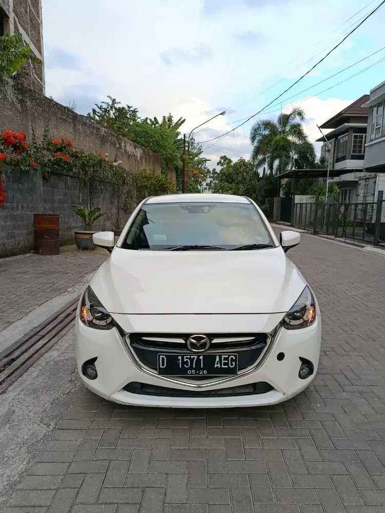Mazda 2 GT skyactive 1.5 automatic 2015