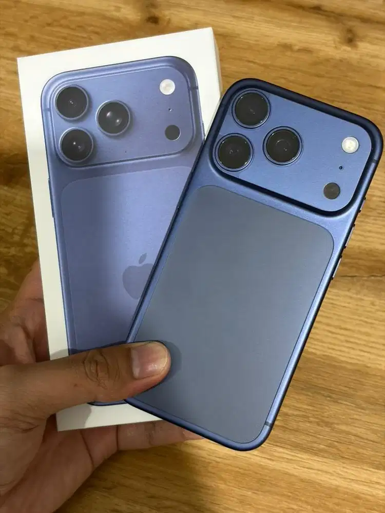 iPhone 17 Pro 256GB Deep Blue iBox