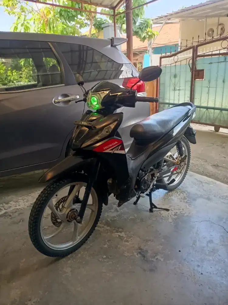 Dijual Honda Revo Tahun 2024