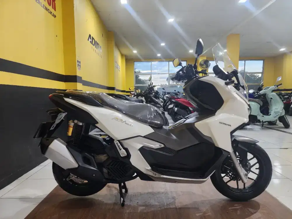 ADV 160 cbs 2022 exclusive