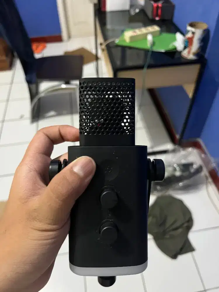 MIC GAMING FIFINE AM8 LIKE NEW