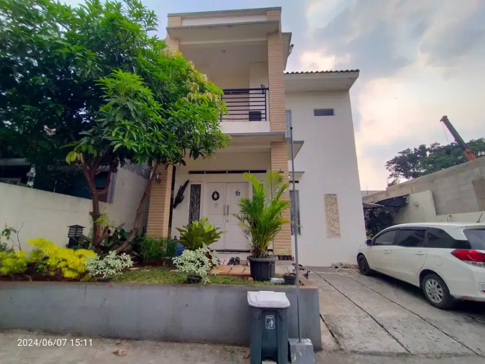 Harga BU Dalam Komplek Lt. 140m² Hadap Timur Dekat Superindo Meruyung dan Tol Limo 1 dan Limo 2