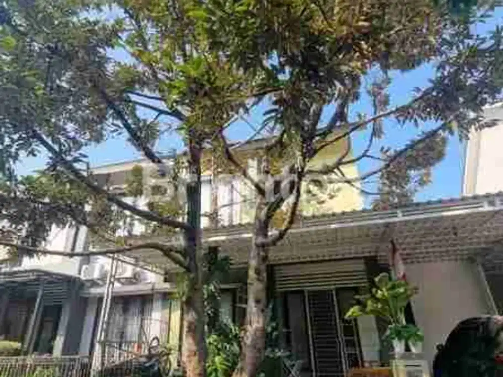 Dijual Rumah 2 lantai  kondisi bagus dan rapi siap huni di cluster Melia Groove Graha Raya, Tangerang