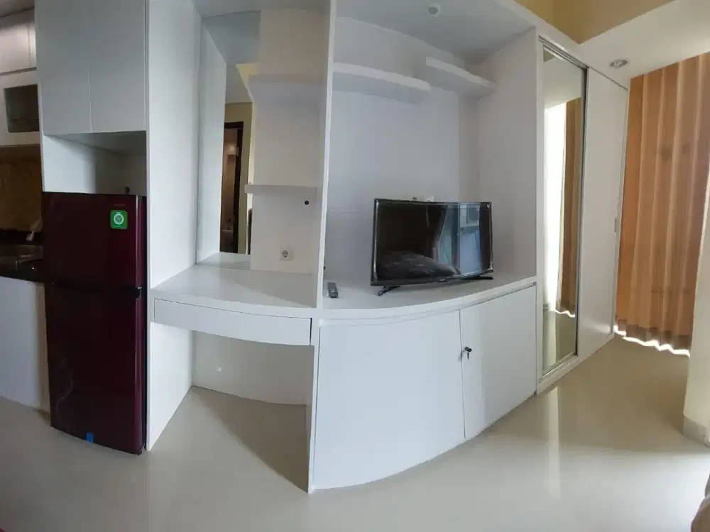 DIJUAL APARTEMEN TAMANSARI PAPILIO LANTAI 40 FULL FURNISHED