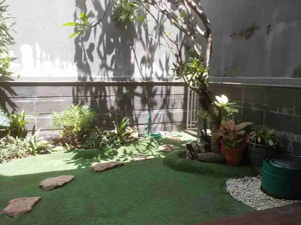 rumah royal residence wiyung dekat graha family pakuwon indah citraland