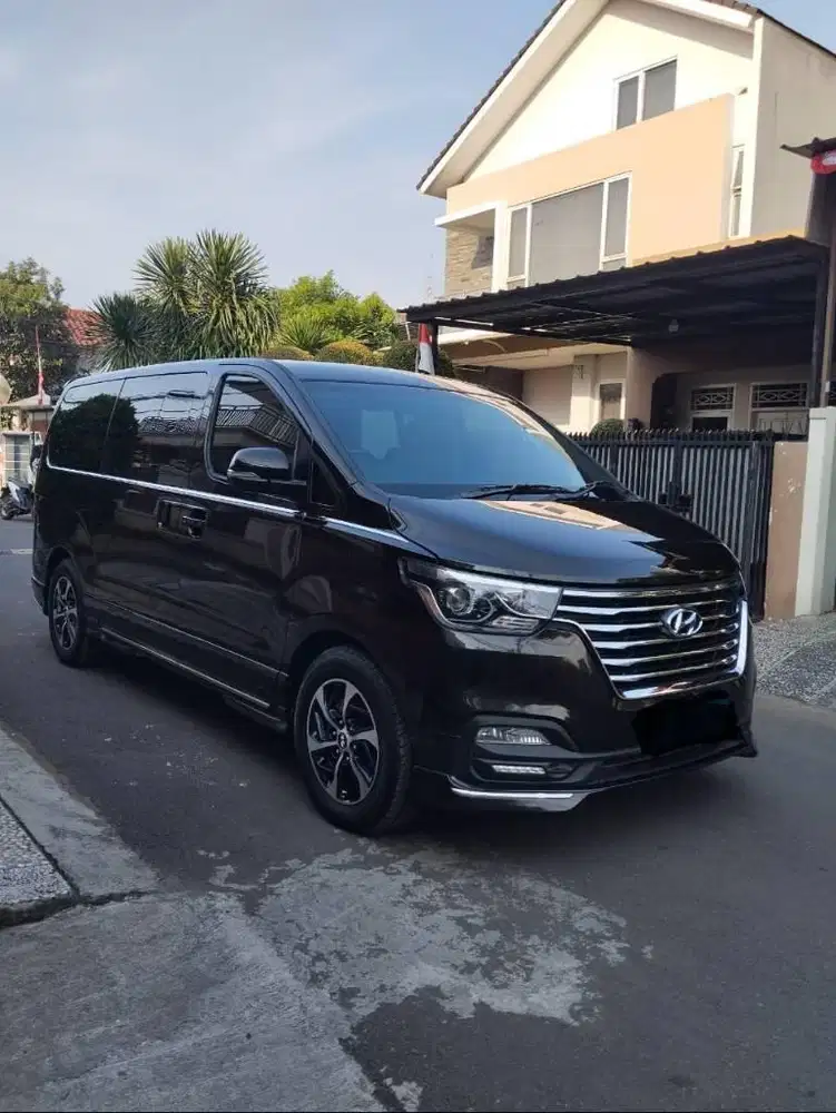 Hyundai H1 A/T Royale 2020 Solar Diesel