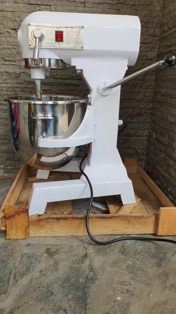 Mixer roti dan kue preloved