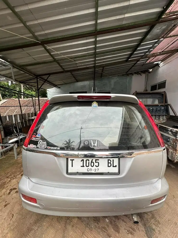 Honda stream 2002