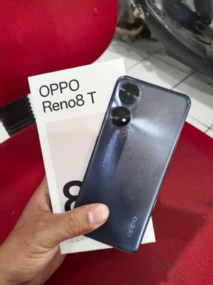 Oppo reno 8T 8/256 lengkap casan bukan ori.