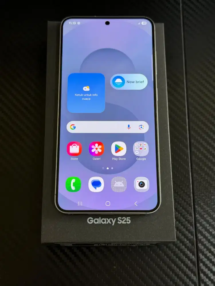 Samsung S25 12/256 silver shadow