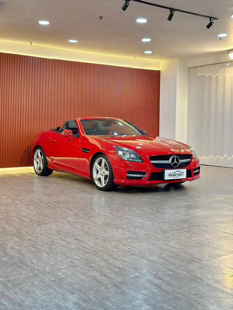 Mercedes Benz SLK 200 AMG Magic Sky 2012 Odo 42 Ribu Record Bergaransi