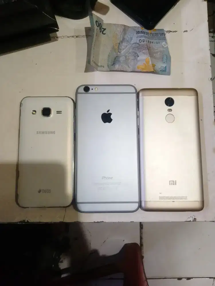 Di beli hp rusak yang sudah tida rerpakai