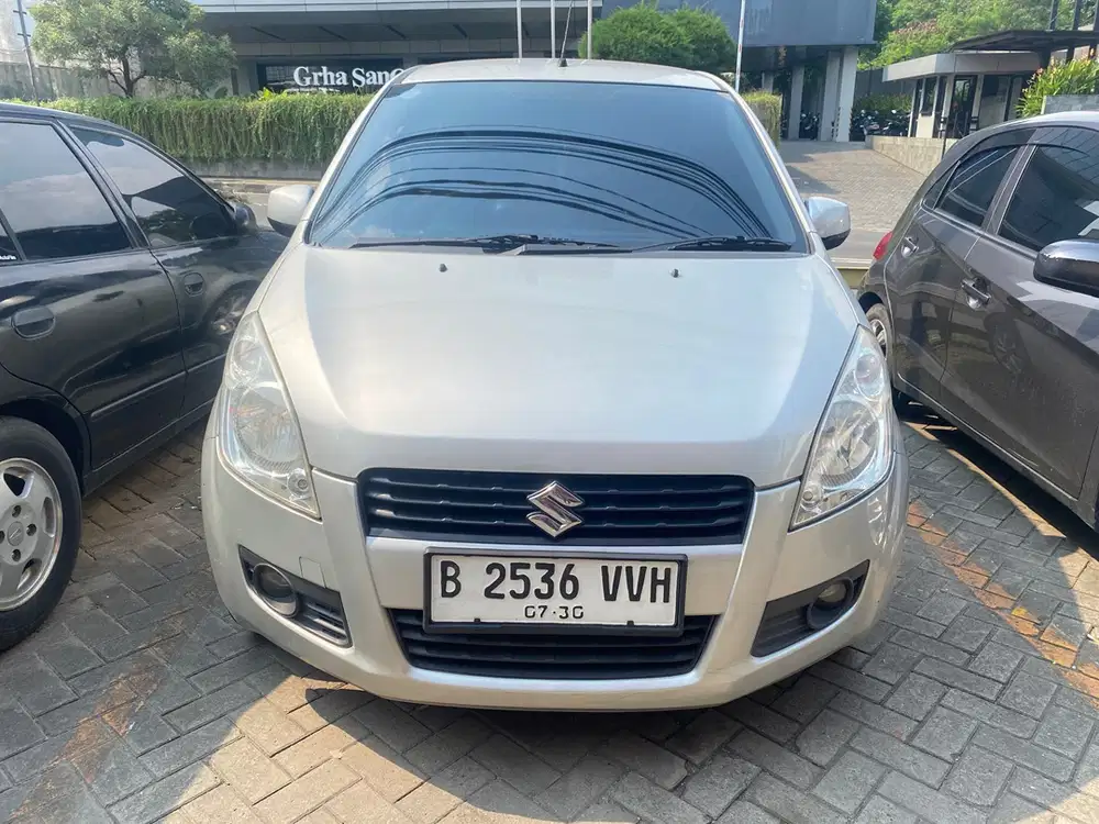 Suzuki Splash 2011 Bensin