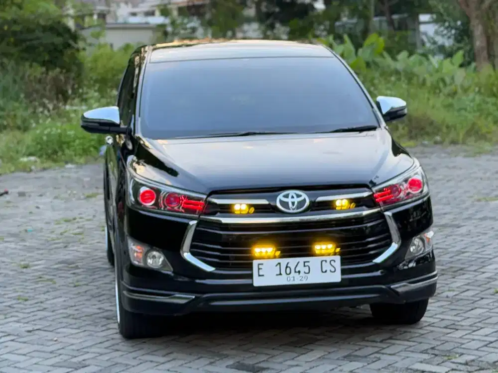 TOYOTA INNOVA VENTURER 2018/19 DIESEL MATIC