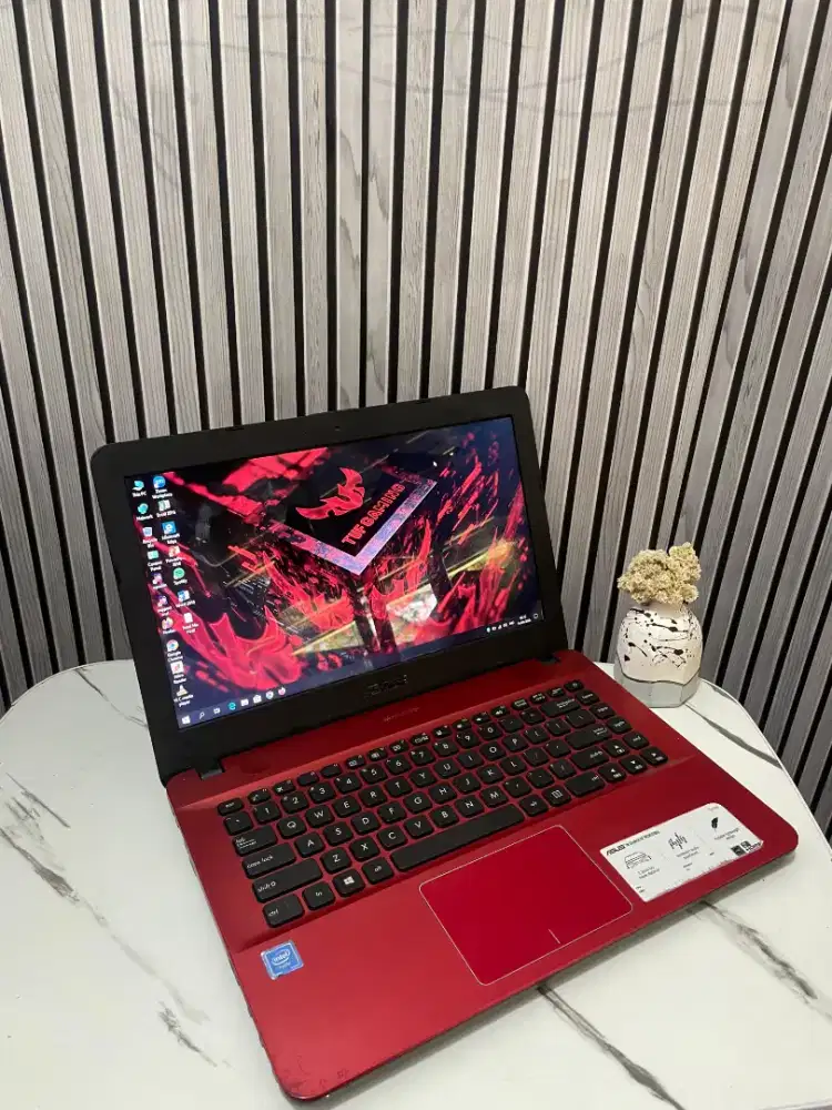 Asus X441N Celeron N3060 Ram4Gb/Hdd500Gb