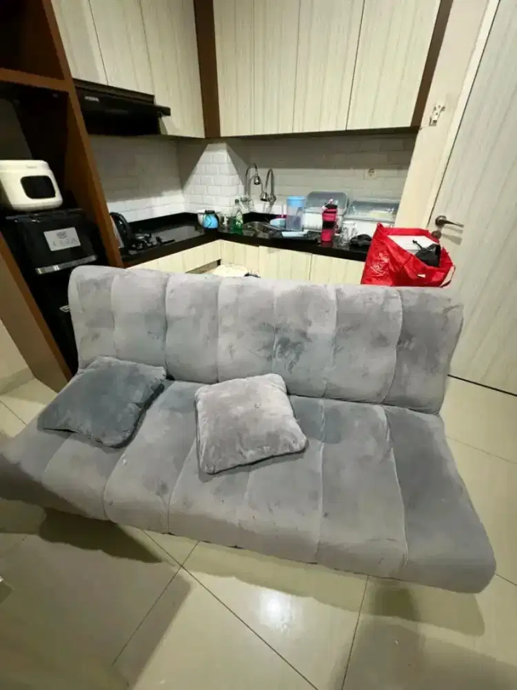Sofa bed untuk menghiasi ruangan