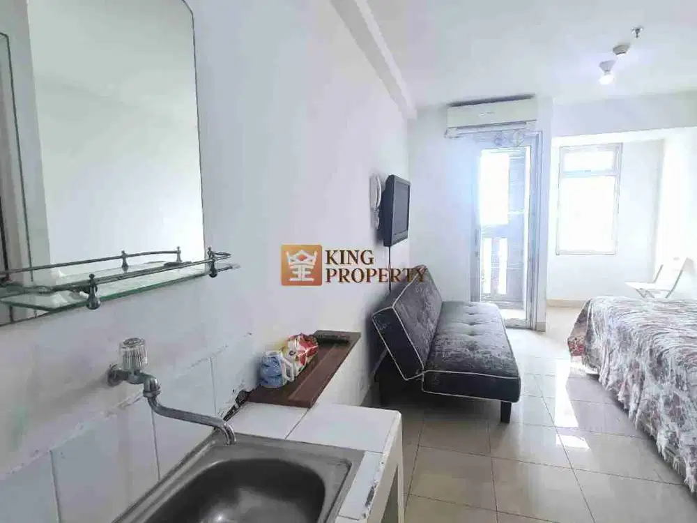 Tinggal Turun ke Mall! Disewa Studio Murah Furnish di Baywalk Apartemen Green Bay Puit Greenbay