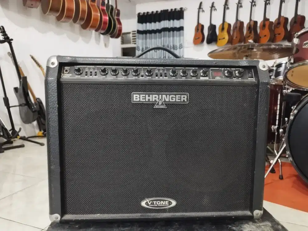 AMPLI GITAR BEHRINGER GMX210