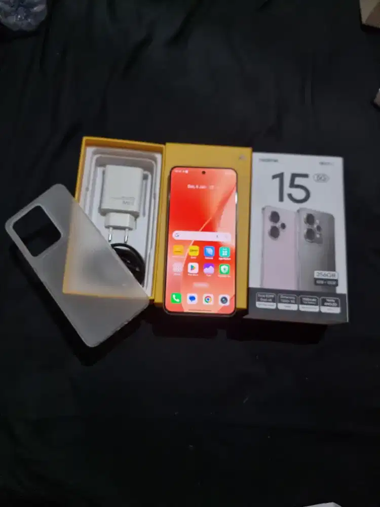 Jual hp Realme 15 5G 8/256 likenew mulus istinewa grns 09 26