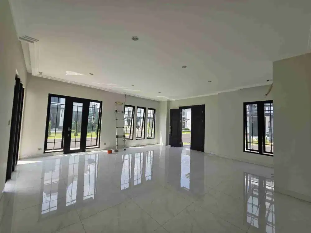 Disewa Rumah 2 lantai di Cluster Jasmia Sumarecon Grown Gading