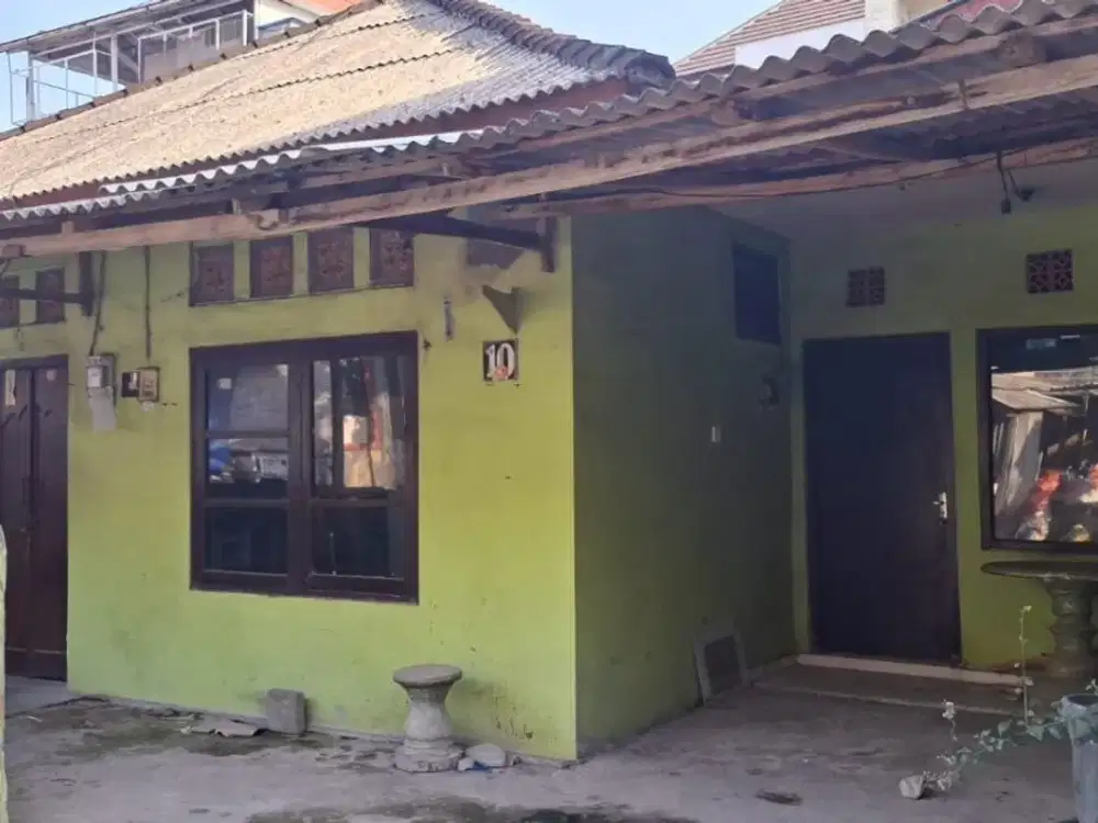 Di jual tanah isi bangunan tidak permanen tinggal roboh kan jalan Tukad Pekerisan Panjer Dekat Tukad Barito