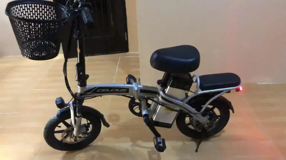 Sepeda listrik celcius Tomax 14 inch