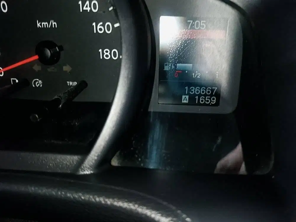 Nissan Evalia XV manual 2012 irit,nyaman muat banyak