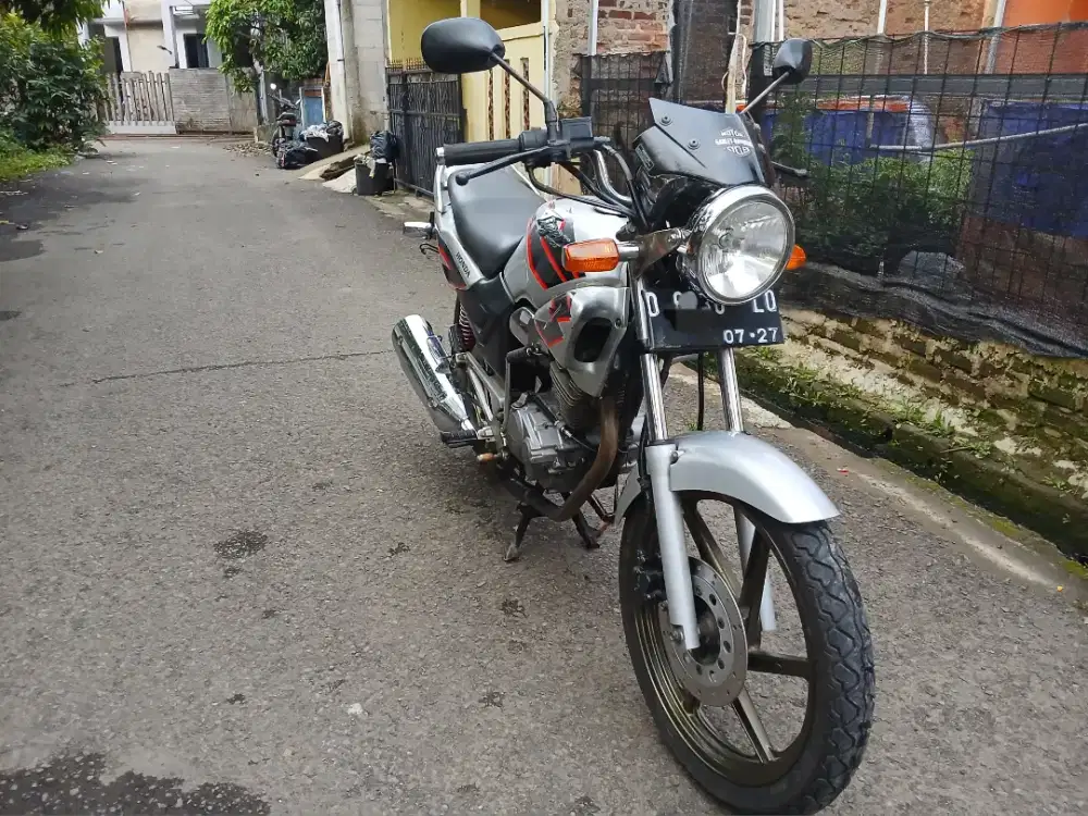 Dijual Honda Tiger 2000 (tilam) Tahun 2005