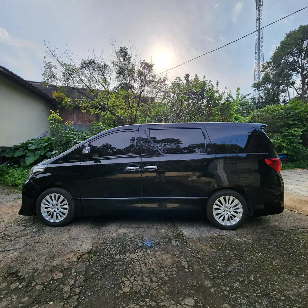 Toyota Alphard 2012 Bensin