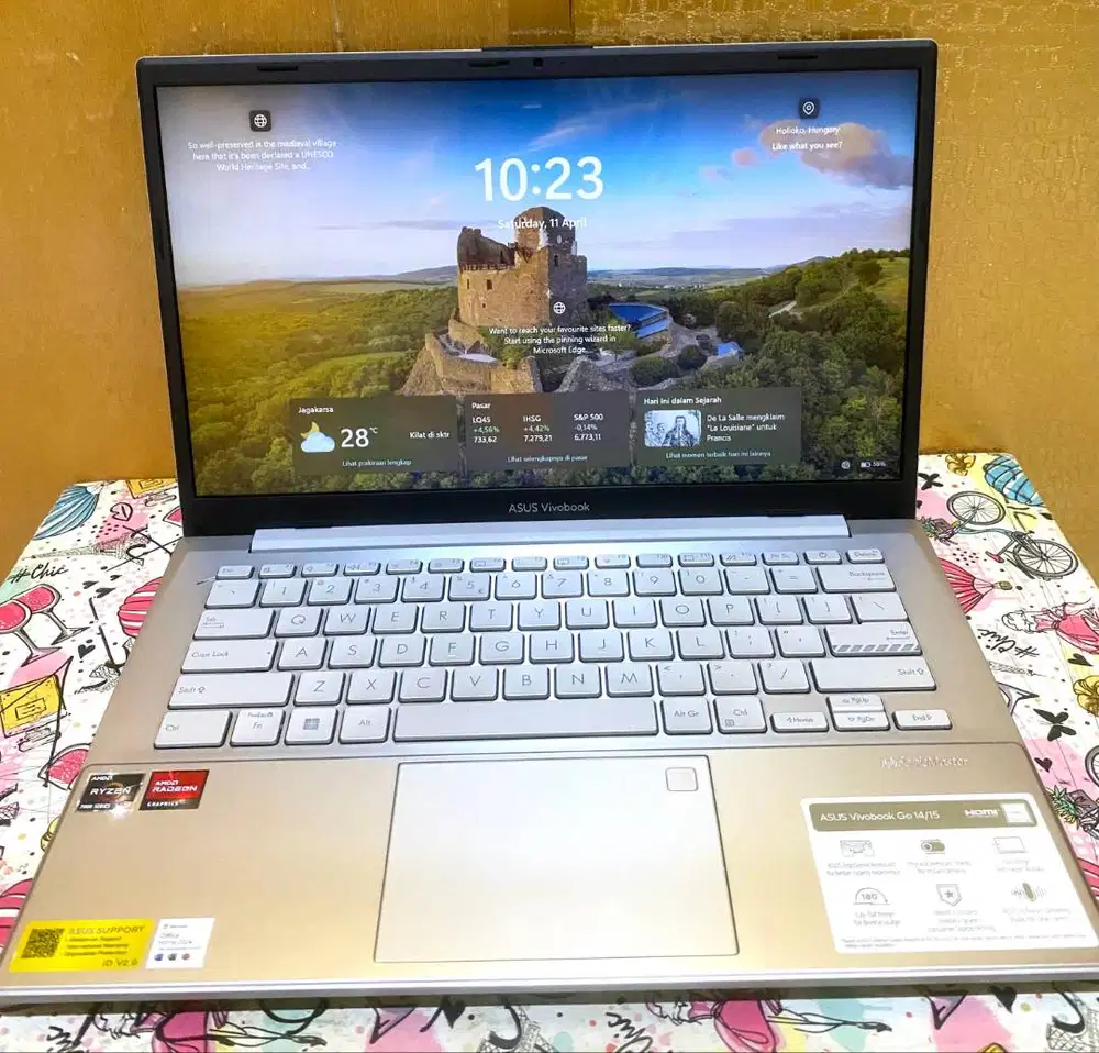 LAPTOP ASUS VIVOBOOK KONDISI MASIH MULUS