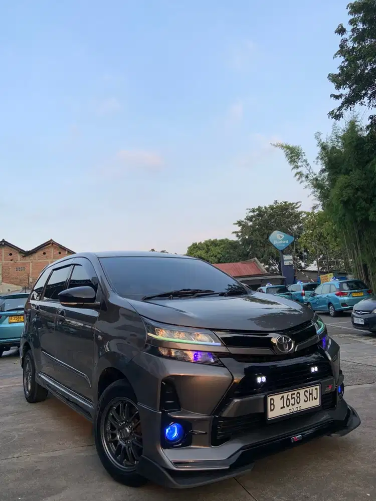 Avanza Transmover 2019 exBluebird Modifikasi Veloz GR 2021
