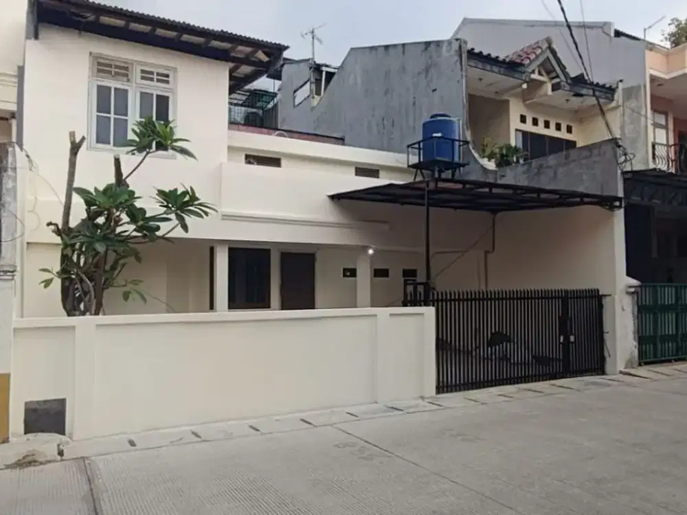 Rumah Kelapa Gading (Gading Mas) 9x15m 1,5 lantai, hadap Utara