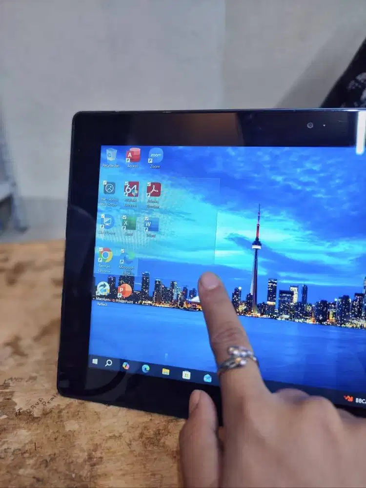 Surface Pro i5 RAM 4GB SSD 128GB Tablet Laptop 2in1 Murah