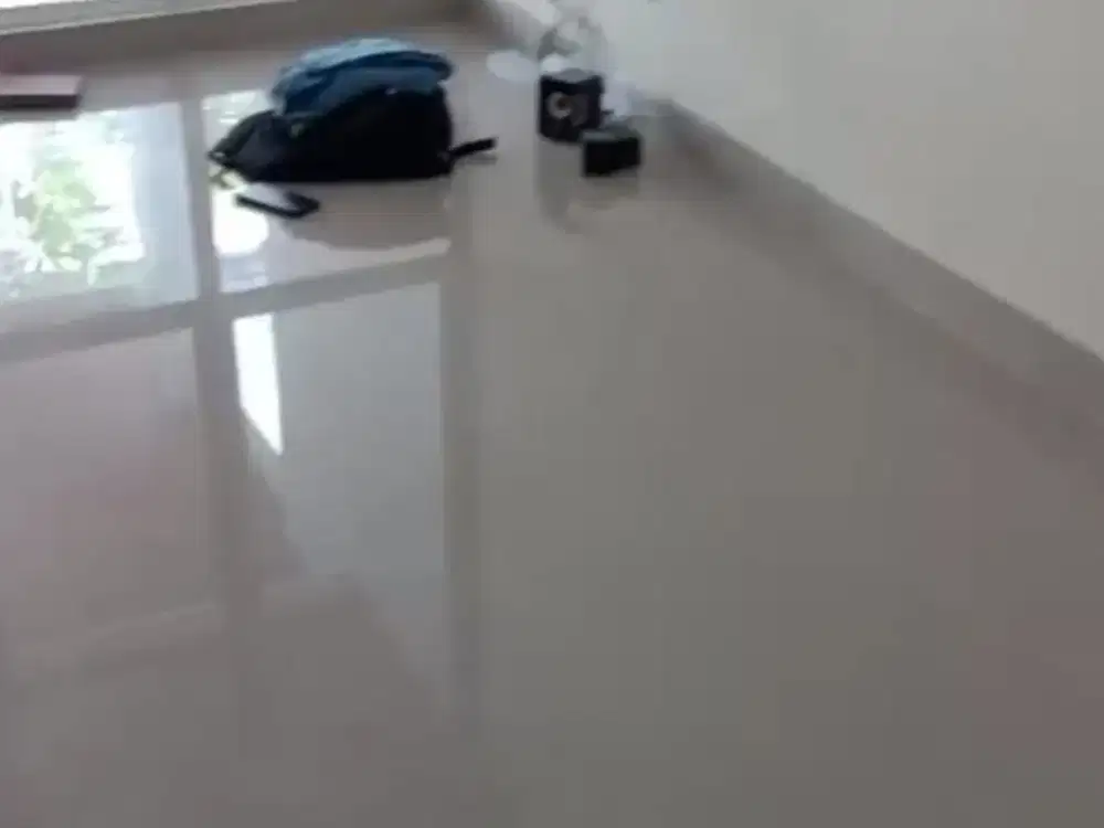 Sewa Rumah 2 Lantai Semi Furnish Di Daerah JGC, Jakarta Timur