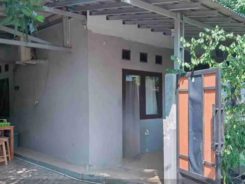 For Sell! Corner/ Hook House Unit in Prime & Strategic Location Pondok Hijau