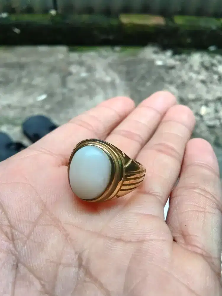 Batu kalimaya banten.