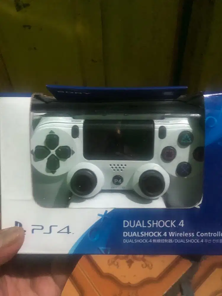 Jual stick dan kaset ps4 dan plus conventer dan NEGO HALUS