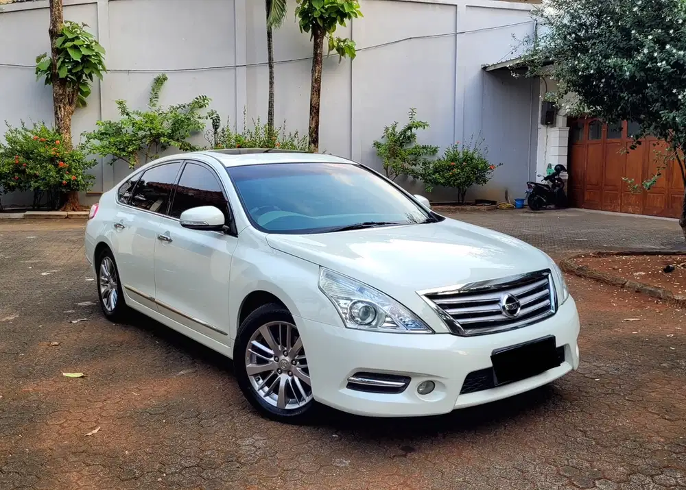 Nissan Teana 2013 Bensin